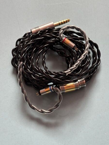 NiceHCK BLACKcat 2pin 4.4mmプラグケーブル