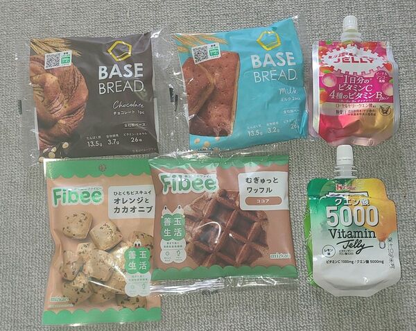 ベースブレッド、ゼリー飲料など