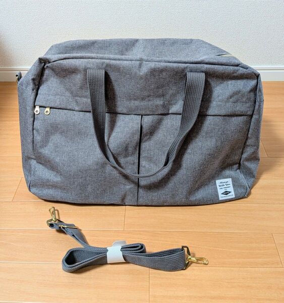 ボストンバッグ グレー ショルダーストラップ付き