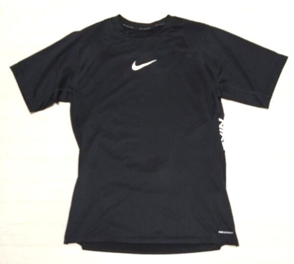 NIKEPRO AEROADAPT インナーシャツ