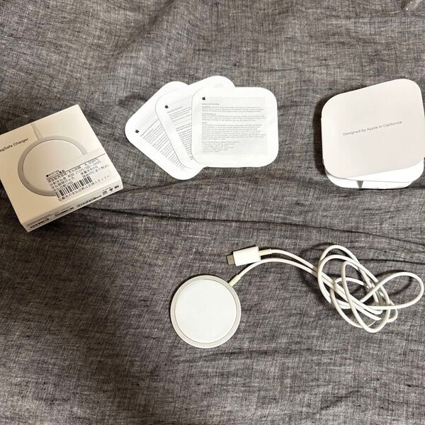 即日発送!最安値!Apple 純正 MagSafe A2140 充電器 ケーブル ワイヤレス充電器 USB-C 動作確認済み!