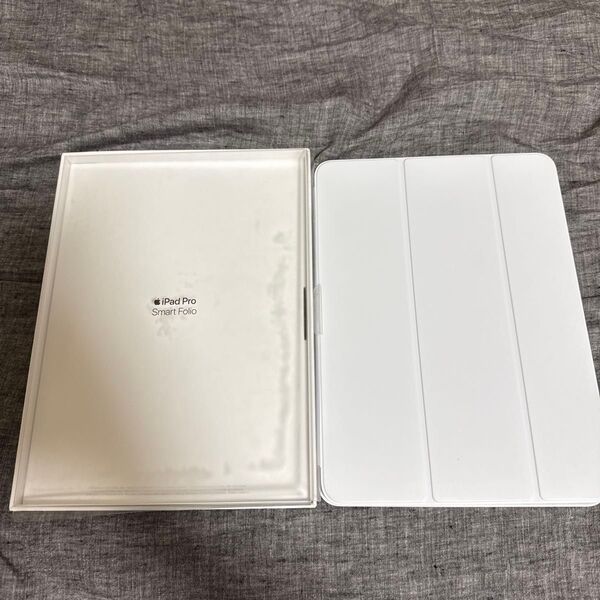 即日発送!最安値!Apple純正11インチ iPad Air / Pro 用 スマートフォリオ ホワイト 開封のみ!