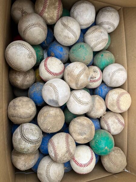 硬式野球ボール150球以上!