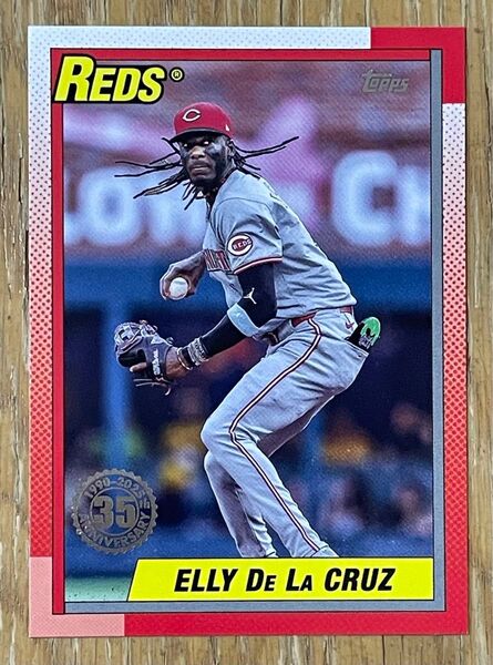 Topps Tokyo Series 2025 エリーデラクルーズ選手 トレーディングカードです