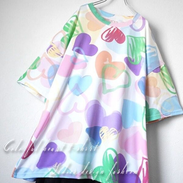 大きいサイズ カラフルなハート柄 半袖 Tシャツ トップス カットソー 総柄 ガーリー かわいい ゆったり 大きめ ルームウェア