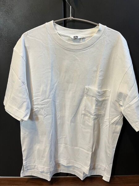ユニクロ 白Tシャツ
