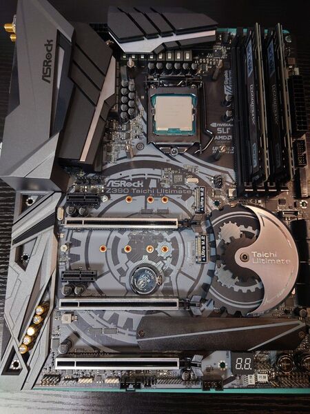 CPU 9900K+M/B Z390 Taichi Ultimate+DDR4 16GB*2(32GB)セット販売