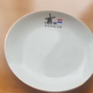 昭和レトロレア物非売品 1970年大阪万博記念品皿 クーポン使って下さい