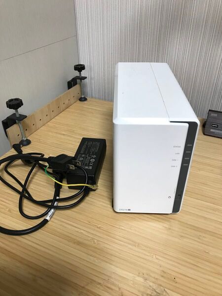 Synology DS216j NASケース ハードディスク1.33TB、446GBとWRS−1166DHPL2/Nセット