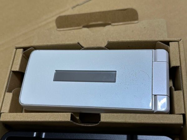 ソフトバンク AQUOS ケータイ3 805sh 卓上ホルダ