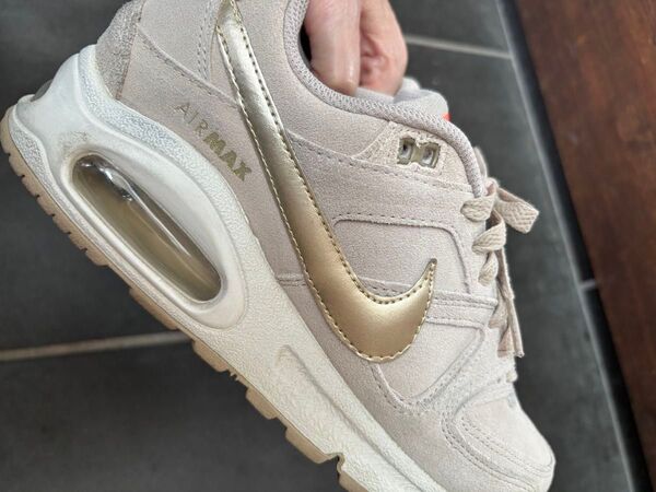 ナイキ エアマックス コマンド プレミアム NIKE W AIR MAX 24.5cm スニーカー