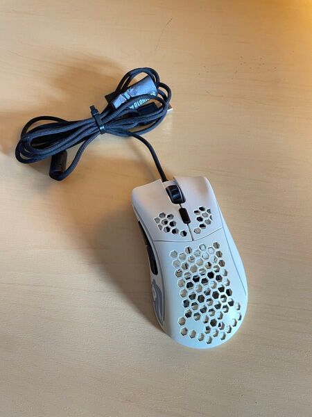 Glorious Model D 有線 ホワイト