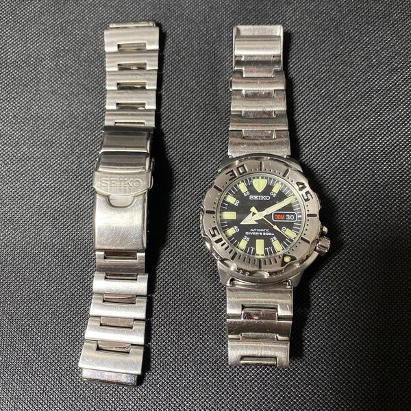 SEIKO ダイバーズウォッチ 200m防水 自動巻き 7S26-0350 ブラックモンスター ダイバーズ 替えバンド?付き