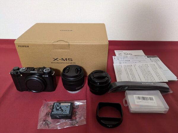 新品同様!FUJIFILM X-M5 XC15-45mmレンズキット+XF 18mm F2セット