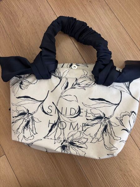 snidelトートバッグ ネイビー
