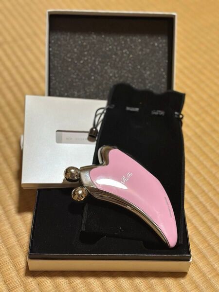 Refa caxa リファ カッサ ローラー美顔器 ピンクハート