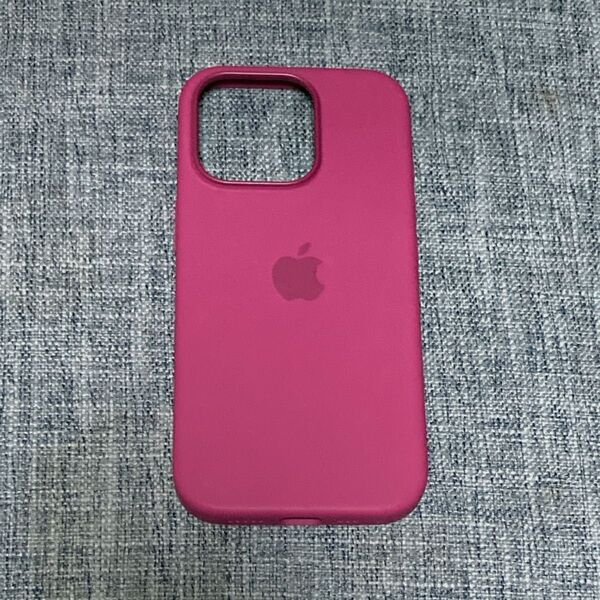 iPhone16 Pro シリコンケース