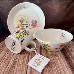 大サービス【売切】3点 Arabia アラビア ボウル・マグ・平皿 マグカップ ボウル 食器 陶磁器 WEDGWOOD プレート