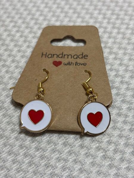 ハンドメイド ハートピアス