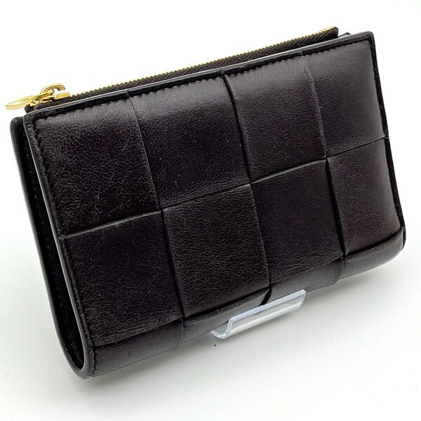 BOTTEGA VENETA【現行RFID】マキシイントレチャートダークブラウンカセット2つ折り財布 ボッテガヴェネタ