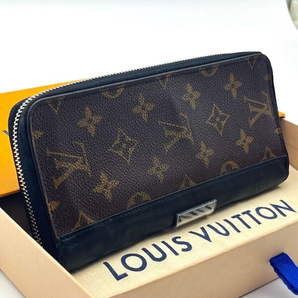 LOUIS VUITTON【新型美品】モノグラムマカサージッピーウォレットヴェルティカルラウンドファスナーラウンドジップ長財布
