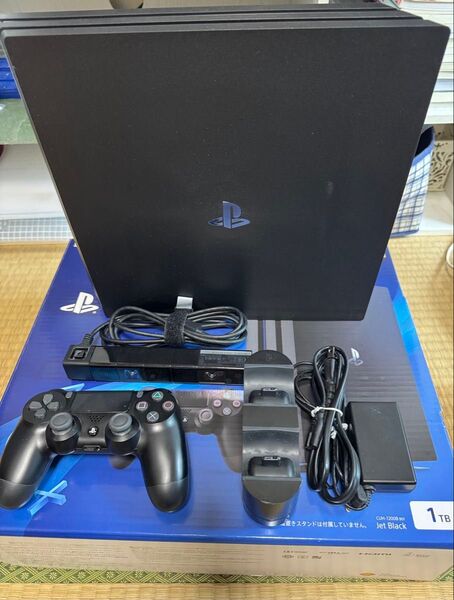 PS4 Pro 1TB CUH-7200B 本体+ ゲームおまけ付き