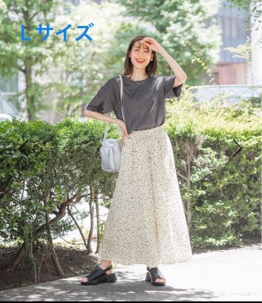 新品未使用タグ付き GLOBAL WORK さらさらリラックスフレアワイドパンツ