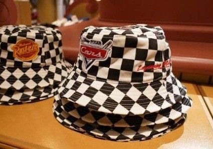 カーズ ディズニー バケットハット バケハ 帽子 マックイーン ピクサー トイストーリー モンスターズインク