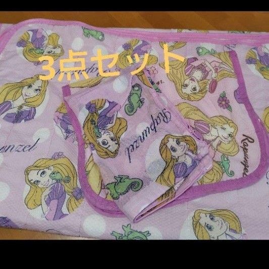 ラプンツェル ディズニー 敷きパッド 枕カバー 布団 ベッド カバー しまむら インテリア プリンセス アベイル パスカル
