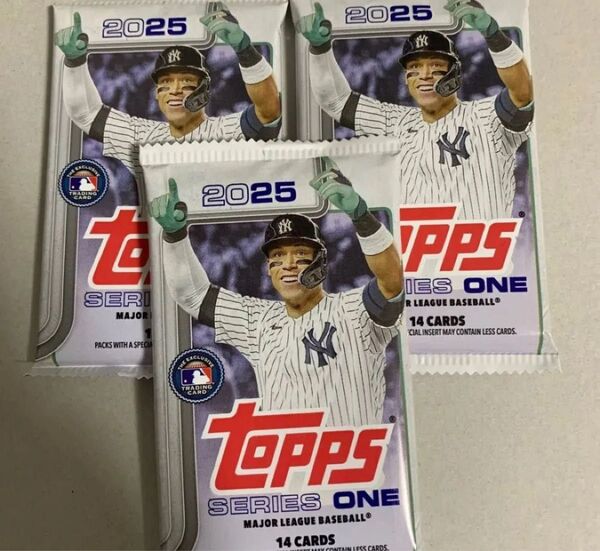 Topps 2025 series1 MEGA box 3パック