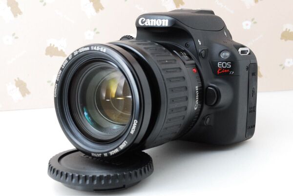 訳あり特価★Canon eos Kiss X7★スマホ転送★近〜中距離対応レンズ付き★高性能デジタル一眼レフカメラ
