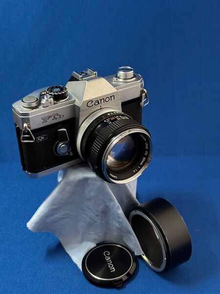 Canon キヤノンFTb FD50mm f1.4 newFDレンズも付く