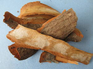メグスリノキ・樹皮、１００ｇ、乾燥済み、お茶に最適