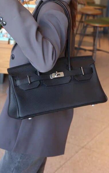 ブラック 牛革ショルダーバーキン型 シルバー金具 南京錠クロシェット付き 未使用 ノーブランド トゴレザー