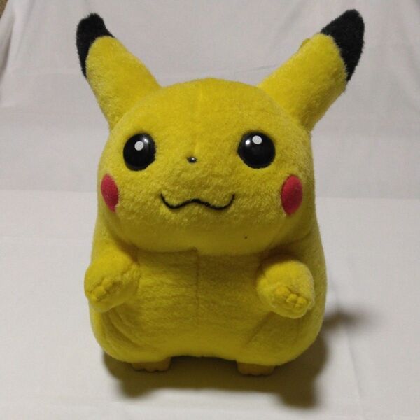 初期ポケモン 初代ピカチュウ ぬいぐるみ