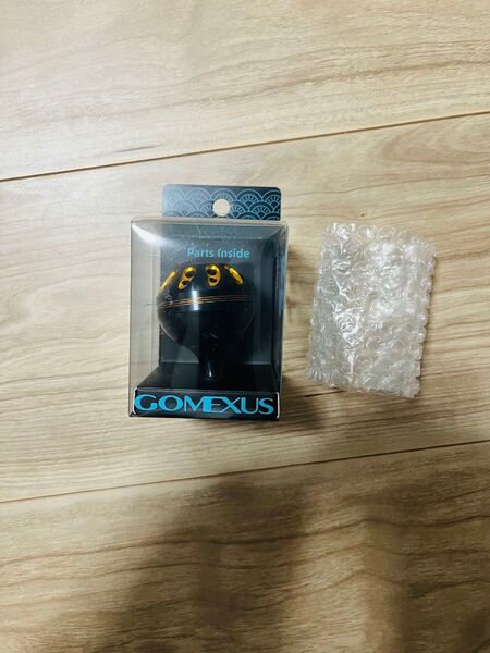 美品 ラウンドノブ ゴメクサス パワーハンドルノブ 38mm ブラック/ゴールド シマノAダイワS 実釣無し品
