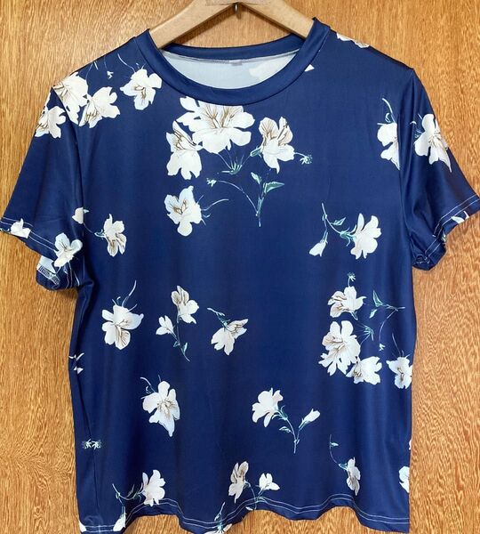 花柄 半袖Tシャツ ネイビー Lサイズ