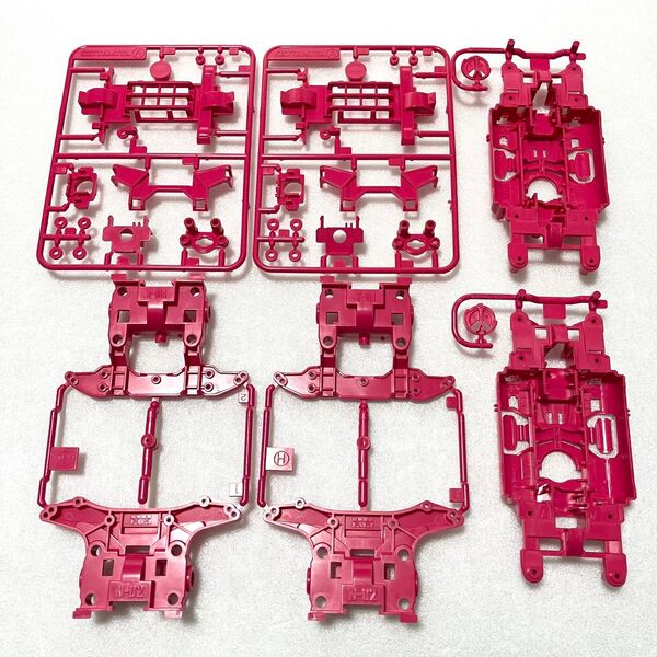 タミヤ ミニ四駆 MSシャーシ ピンク 軽量センター 2セット