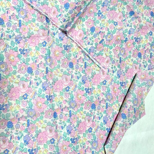 リバティプリント タナローン 輸入リバティ