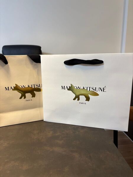 MAISON KITSUN ショッパーとギフトボックスセット