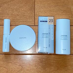 ちふれ未使用リキッドファンデーション1つ、使用済みリキッドファンデーション1つ、使用済みコンシーラー1つ、使用済み おしろい1つ