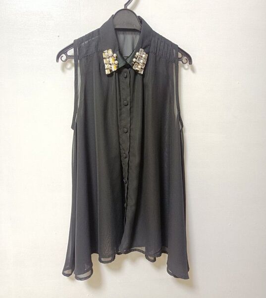 MURUA ノースリーブ ビジュー ブラック トップス 黒 ブラウス レディース ムルーア シフォン