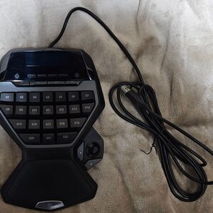 Logicool G13