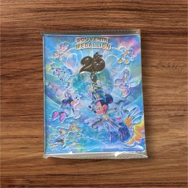東京ディズニーシー20周年 スーベニアメダルケース タイムトゥシャイン