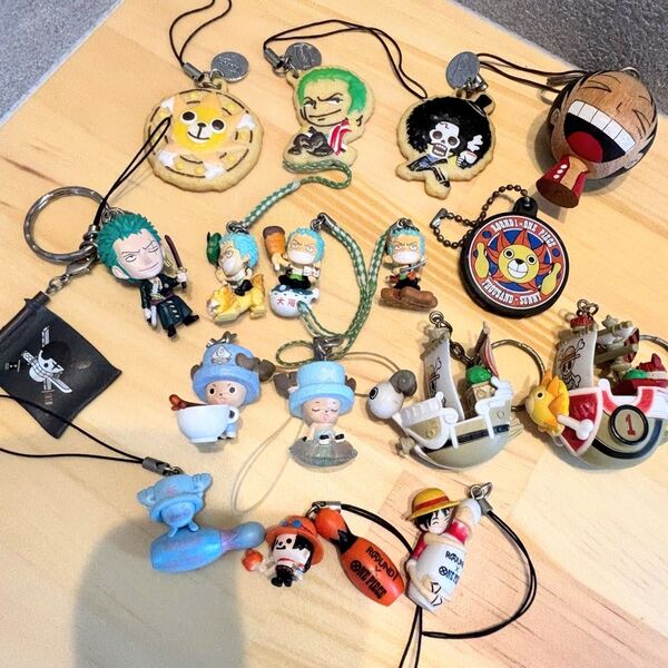 コラボ品多数 ONE PIECE ワンピース キーホルダー チャーム まとめ フィギュア キャラクター マスコット