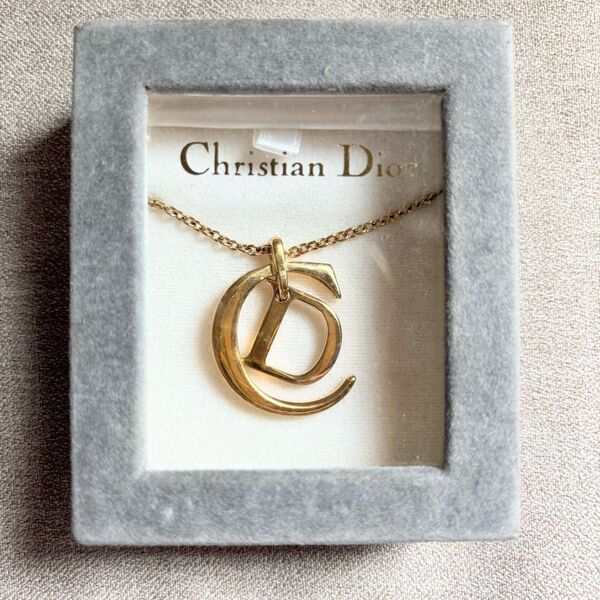 希少 美品 Dior ディオール ゴールド CD ロゴ ネックレス ゴールド アクセサリー ペンダント