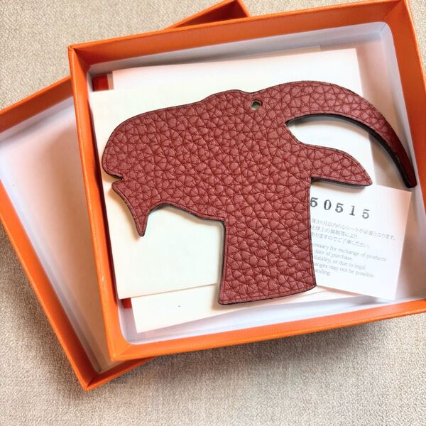【美品】HERMES エルメス プティアッシュ ヤギ キーホルダー チャーム ブランド 小物 アクセサリー BOX付
