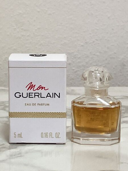 美品 ゲラン モン MON オードパルファム 5ml ミニ香水 香水