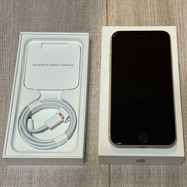 【美品】Apple iPhone SE 第3世代 スターライト 64GB SIMフリー
