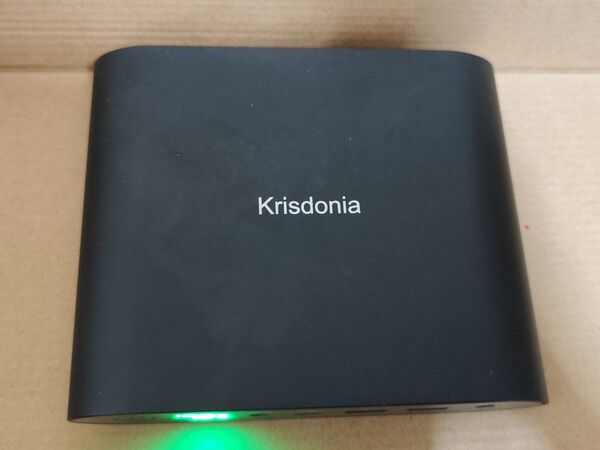Krisdonia ポータブル電源 モバイルバッテリー 25000ah 写真2枚追加
